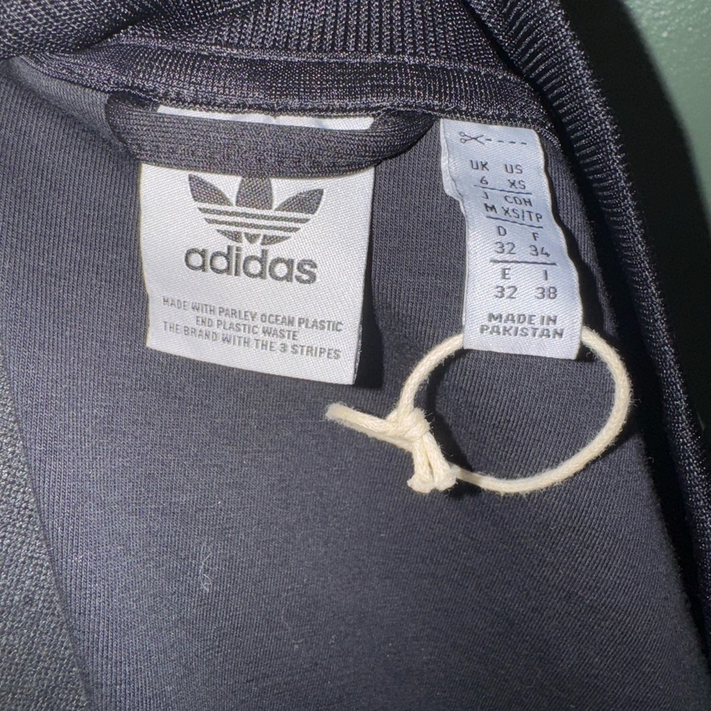Adidas Women's Black and White Bomber Jacket - Picture 5 of 6